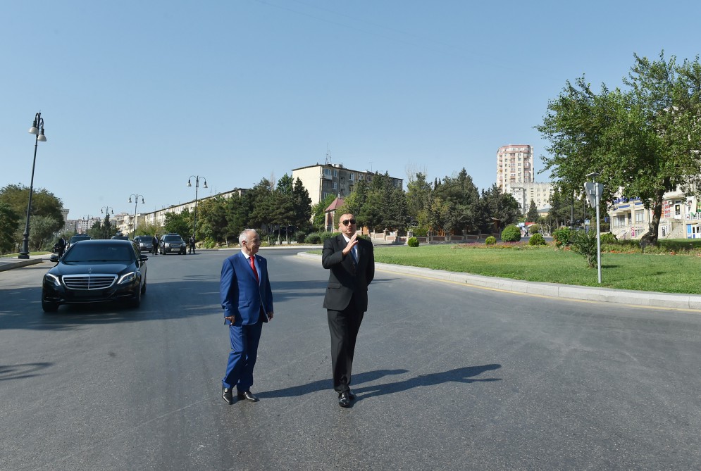 Prezident İlham Əliyev Bakının Pişəvəri, Cavadxan, Hüseyn Seyidzadə küçələrində aparılan abadlıq və yenidənqurma işlərindən sonrakı vəziyyətlə tanış olub (FOTO)