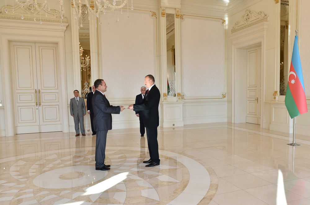 Prezident İlham Əliyev Latviya və İsrailin Azərbaycanda yeni təyin olunmuş səfirlərinin etimadnaməsini qəbul edib (ƏLAVƏ OLUNUB) (FOTO)