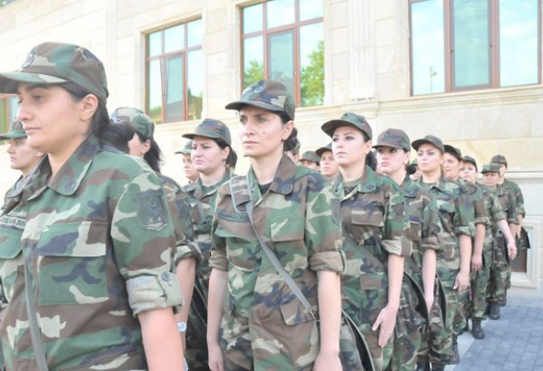Qadın hərbçilərə bu həvəsləndirmə tədbirlərinin tətbiq olunması təklif edilir