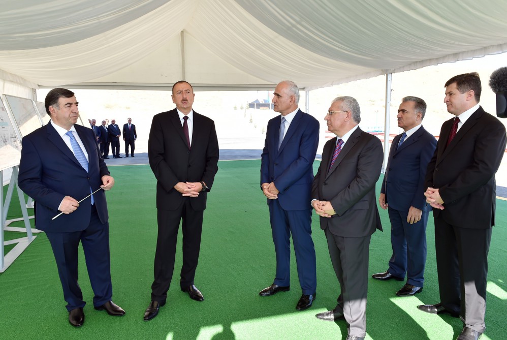 Prezident İlham Əliyev Xızıda Taxtakörpü-Ceyranbatan kanalından suvarma suyunun verilməsi mərasimində iştirak edib (FOTO)