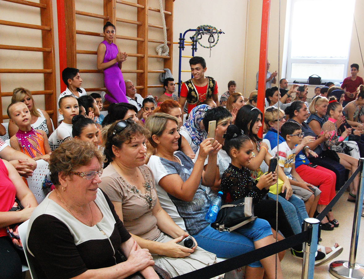 Akrobatika gimnastikası üzrə 22-ci Bakı çempionatı başa çatdı (FOTO)