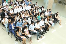 ASAN Könüllülərinin “Hərəyə 1 kitab bölüşək” layihəsinin final mərhələsi (FOTO)