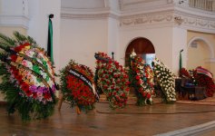 Habil Əliyevlə vida mərasimi keçirilib (ƏLAVƏ OLUNUB) (FOTO)