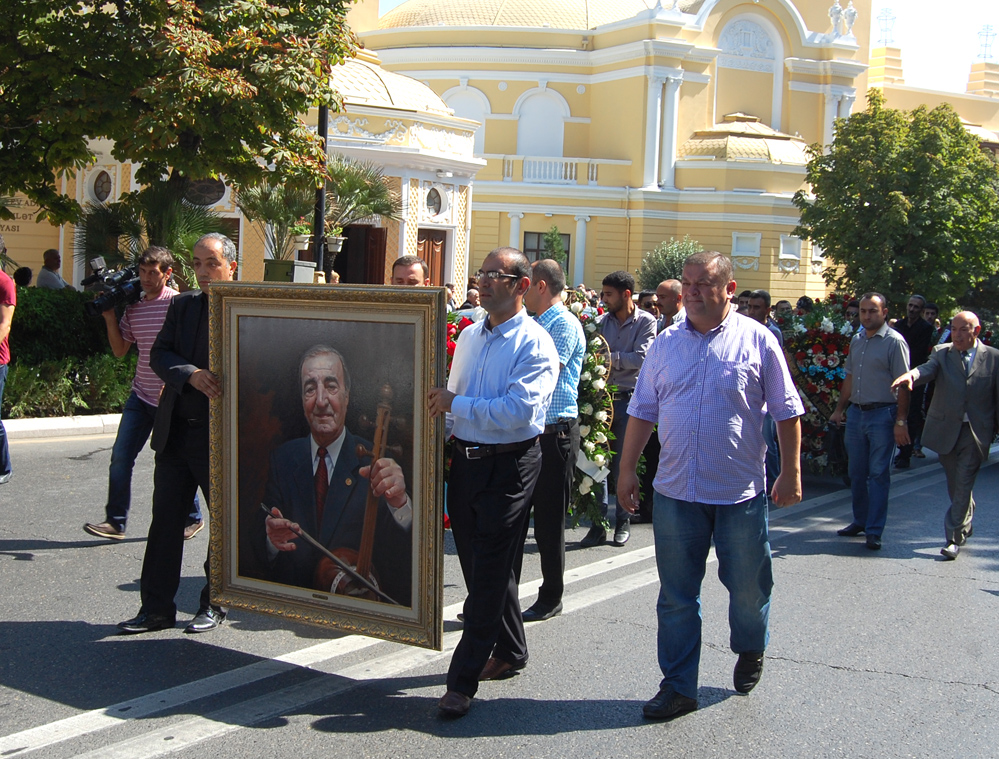 Habil Əliyevlə vida mərasimi keçirilib (ƏLAVƏ OLUNUB) (FOTO)