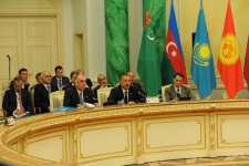Prezident İlham Əliyev: Zəngəzuru Azərbaycandan ayırıb Ermənistana verməklə bütün türk dünyasının coğrafi bağlılığını aradan götürdülər (FOTO)