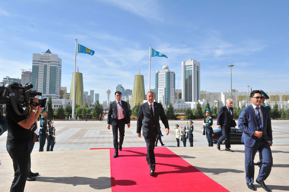 Prezident İlham Əliyev: Zəngəzuru Azərbaycandan ayırıb Ermənistana verməklə bütün türk dünyasının coğrafi bağlılığını aradan götürdülər (FOTO)