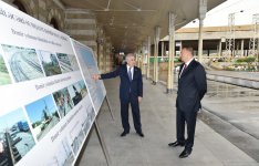 Prezident İlham Əliyev Bakı-Sumqayıt marşrutu ilə hərəkət edən ilk sərnişin qatarının yola salınması mərasimində iştirak edib (FOTO)