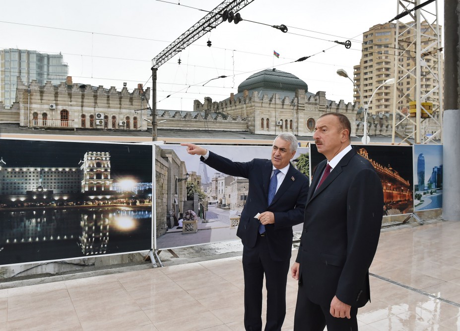 Prezident İlham Əliyev Bakı-Sumqayıt marşrutu ilə hərəkət edən ilk sərnişin qatarının yola salınması mərasimində iştirak edib (FOTO)
