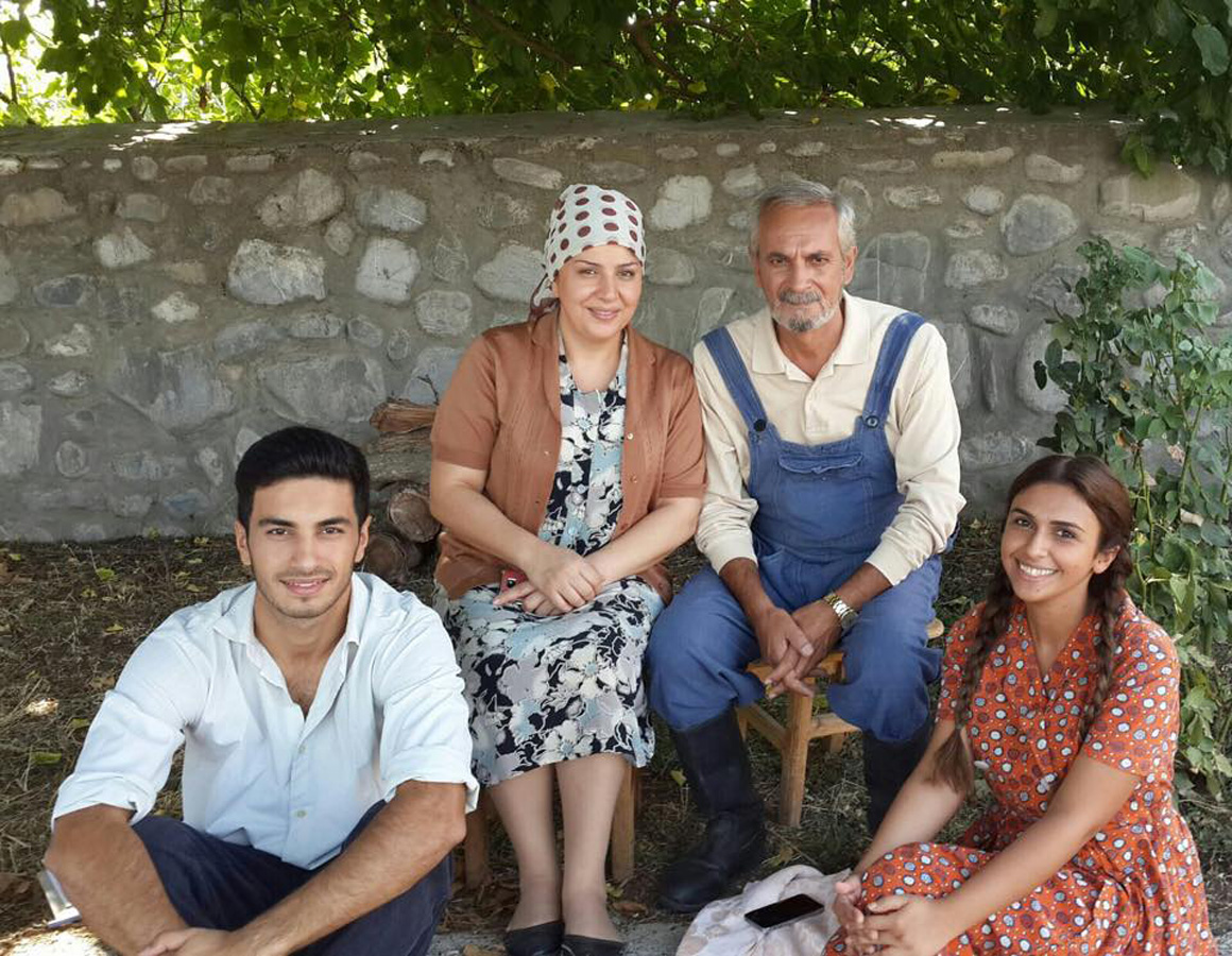 "Bir ovuc sonsuzluq" filminin çəkilişləri davam edir (FOTO)