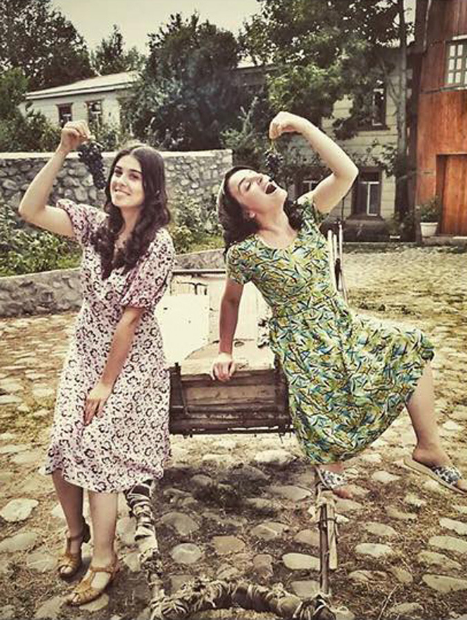 "Bir ovuc sonsuzluq" filminin çəkilişləri davam edir (FOTO)