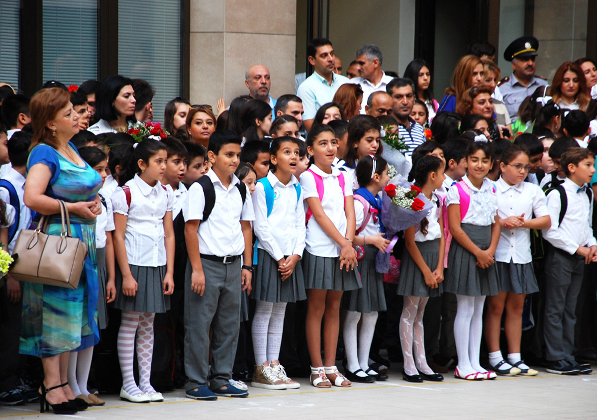 Düşüncələrimizə işıq saçan birincilərimiz (FOTO)