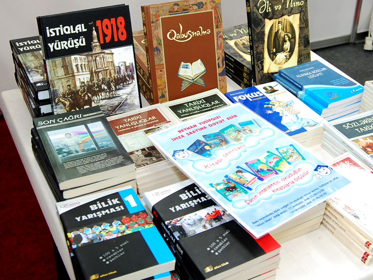 IV Bakı Beynəlxalq Kitab Sərgi-Yarmarkasının açılışı olub (FOTO)