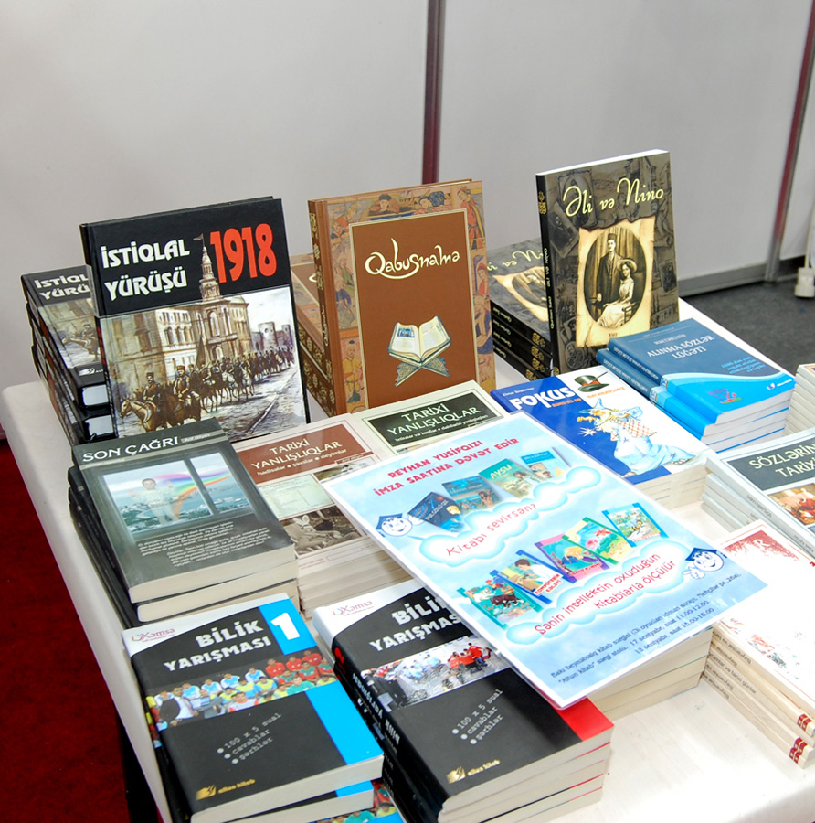 IV Bakı Beynəlxalq Kitab Sərgi-Yarmarkasının açılışı olub (FOTO)