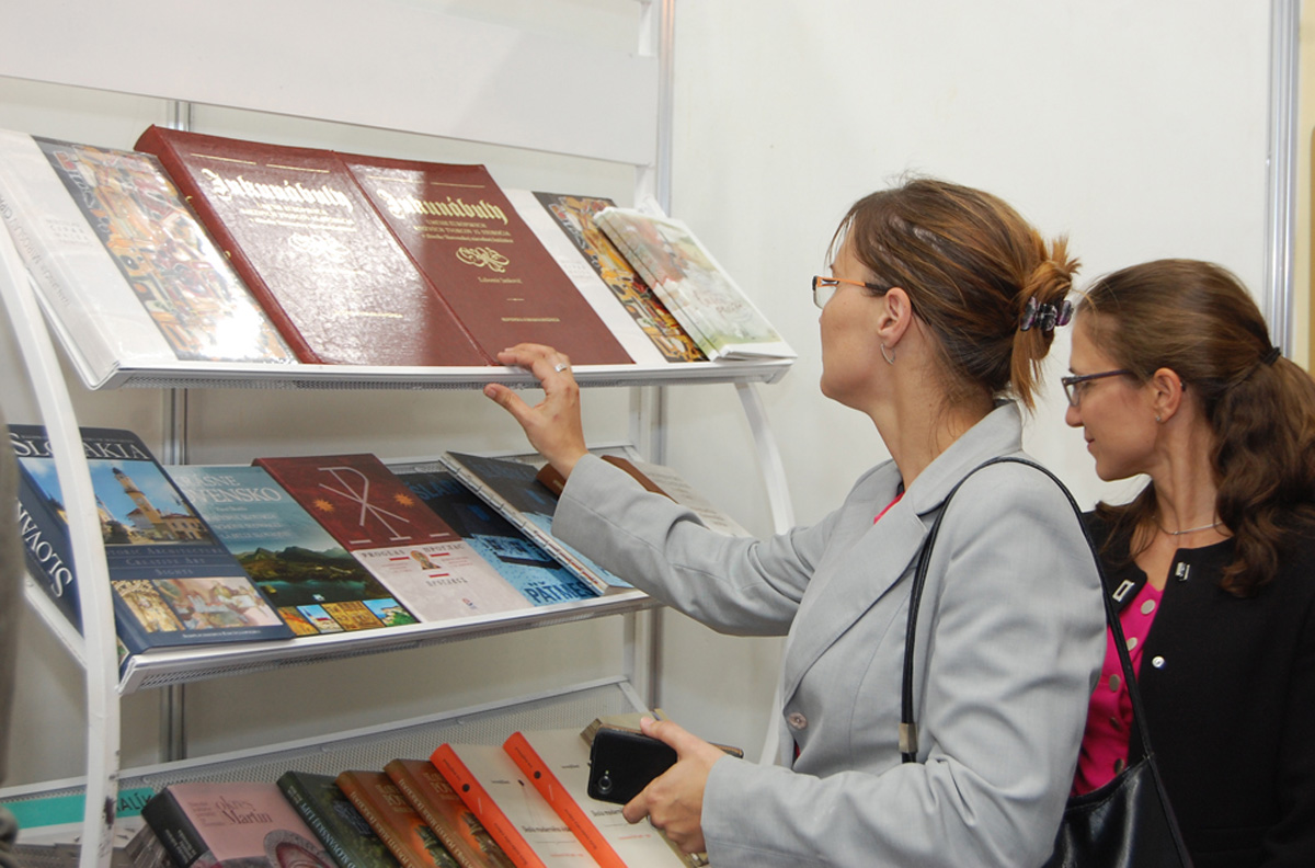 IV Bakı Beynəlxalq Kitab Sərgi-Yarmarkasının açılışı olub (FOTO)