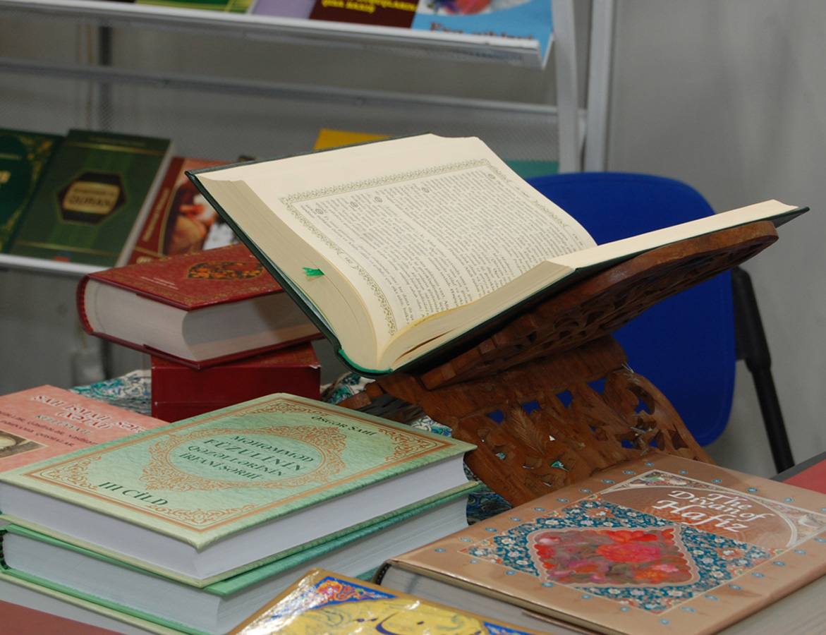 IV Bakı Beynəlxalq Kitab Sərgi-Yarmarkasının açılışı olub (FOTO)