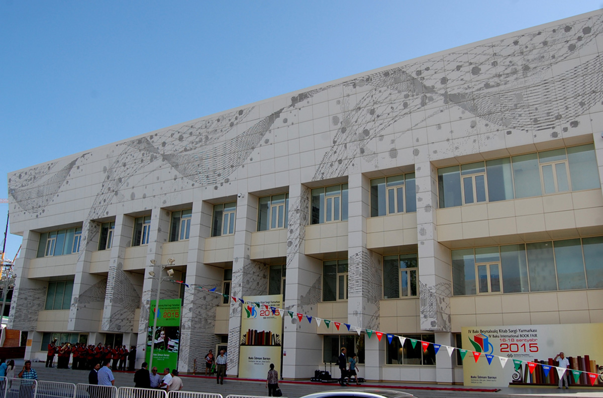 IV Bakı Beynəlxalq Kitab Sərgi-Yarmarkasının açılışı olub (FOTO)