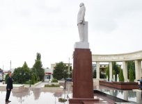 Prezident İlham Əliyev Ağsu rayonuna səfər edib (FOTO)