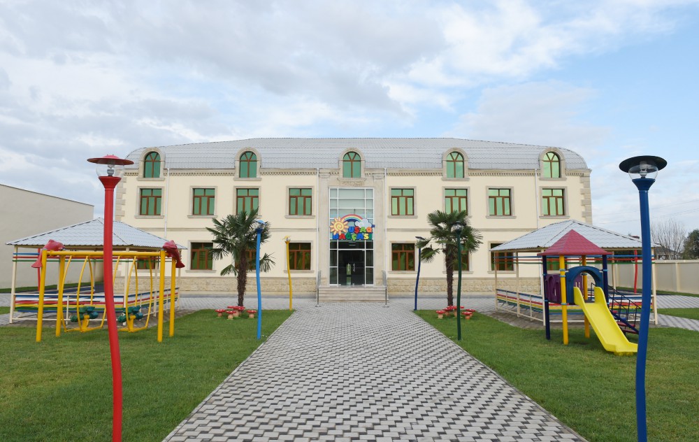 Kürdəmirdə Heydər Əliyev Fondunun təşəbbüsü ilə inşa olunan körpələr evi-uşaq bağçası açılıb (FOTO)