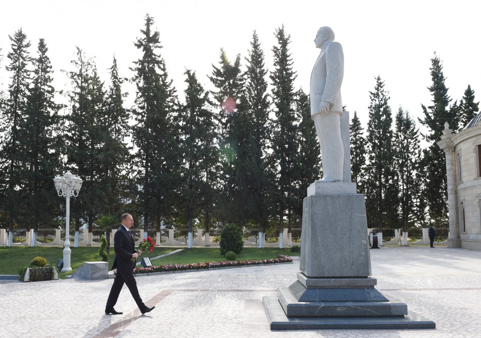 İlham Əliyev Kürdəmir rayonunda səfərdədir (FOTO)