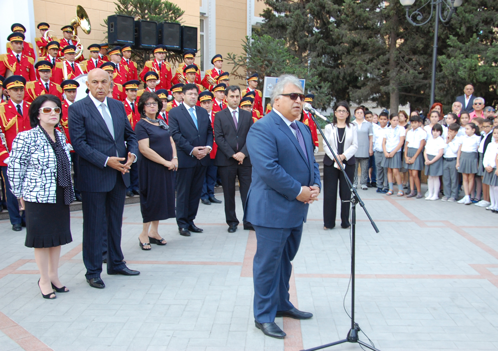Üzeyir Hacıbəyli anıldı (FOTO)