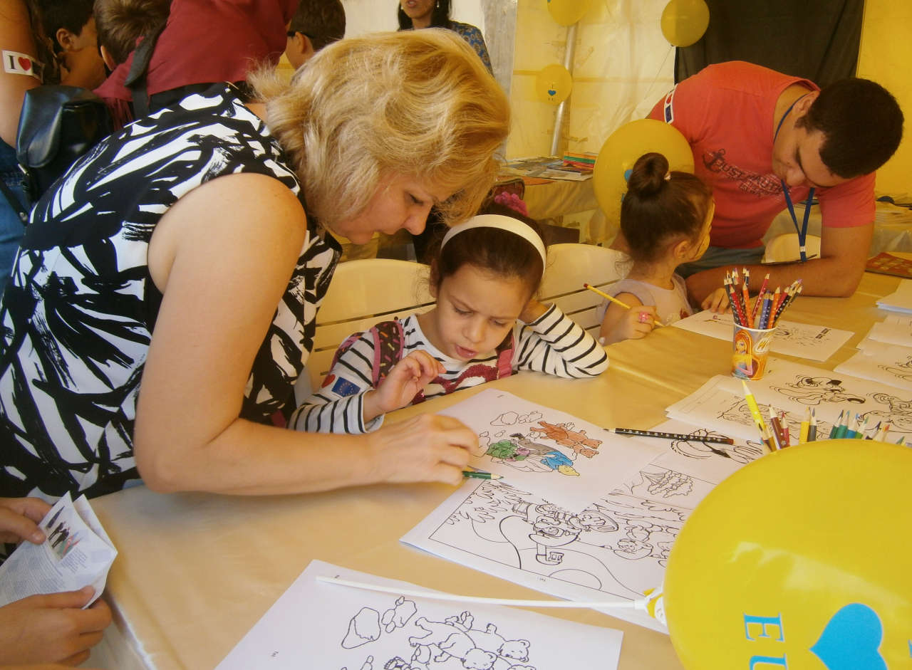 Bakıda "Avropa şəhərciyi" açıldı (FOTO)