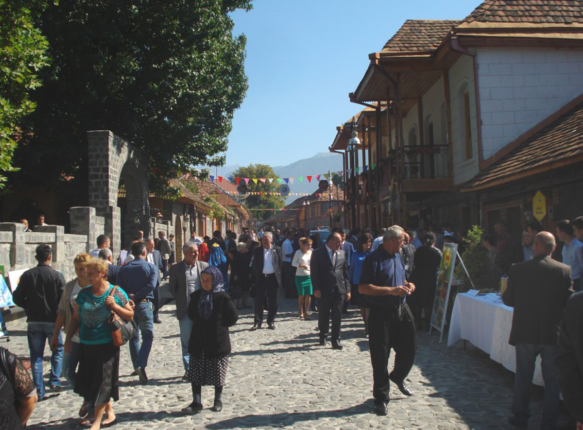 Qaxda milli mətbəx festivalı keçirilib (FOTO)