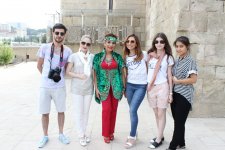 Tünzalə Ağayeva və Gülnarə Xəlilova Norveç fotoqrafının obyektivində (FOTO)