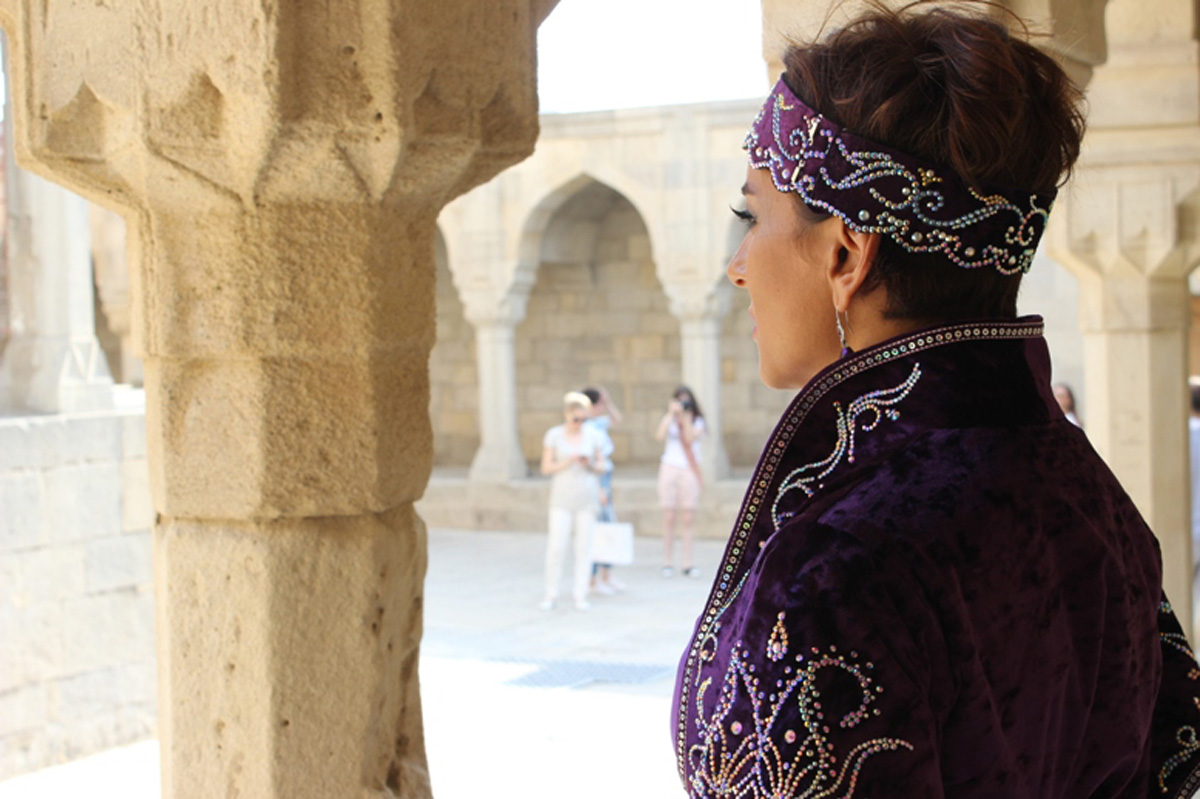 Tünzalə Ağayeva və Gülnarə Xəlilova Norveç fotoqrafının obyektivində (FOTO)