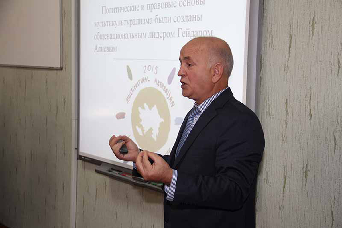 Bilik Fondu Poltava liseyində mühazirə təşkil etdi (FOTO)
