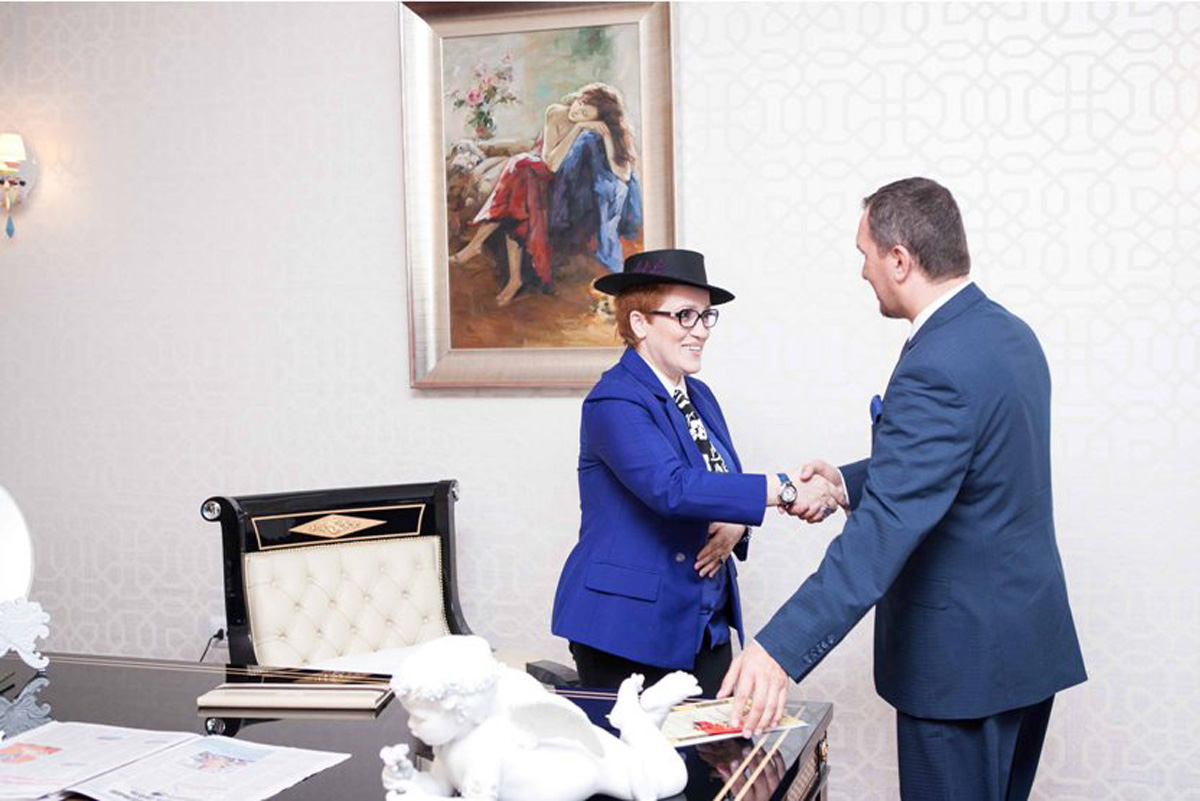 Nuridə Qurbanova Rusiya Akademiyasının medalı ilə mükafatlandırılıb (FOTO)