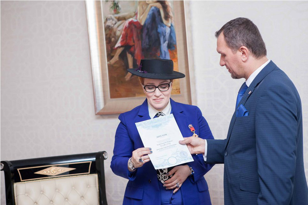 Nuridə Qurbanova Rusiya Akademiyasının medalı ilə mükafatlandırılıb (FOTO)