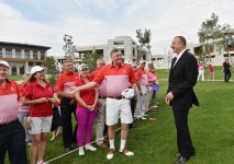Prezident İlham Əliyev və xanımı məktəb kompleksinin və Qolf klubunun açılışında iştirak ediblər (FOTO)