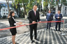 İlham Əliyev YAP Göyçay rayon təşkilatının yeni binasının açılışında iştirak edib (FOTO)