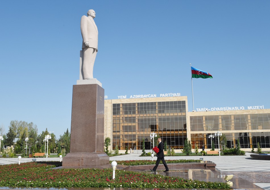 Prezident İlham Əliyev Ucar rayonuna səfərə gəlib (FOTO)