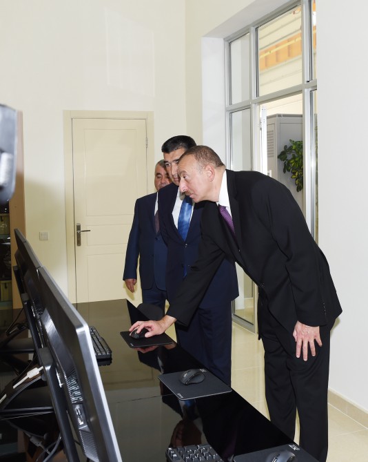 İlham Əliyev “Göyçay” Su Elektrik Stansiyasının açılışında iştirak edib (FOTO)