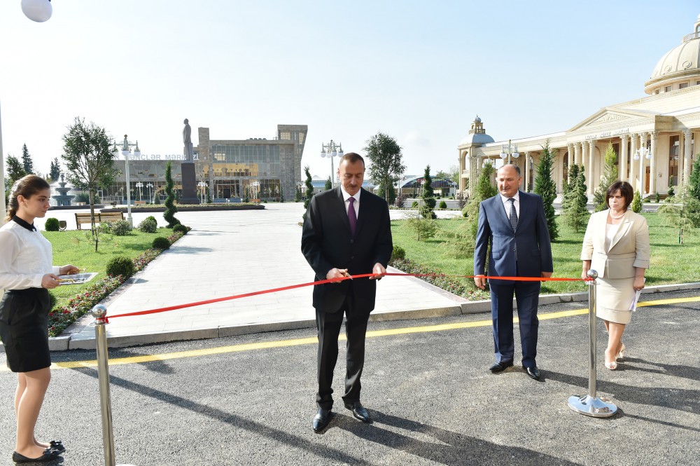 YAP Ucar rayon təşkilatının yeni inzibati binası açılıb (FOTO)