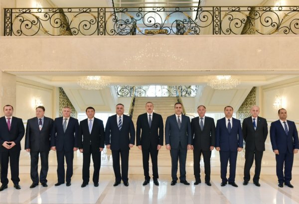 Prezident İlham Əliyev Türkdilli Dövlətlərin Xüsusi Xidmət Orqanları Konfransının 18-ci iclasının iştirakçılarını qəbul edib (FOTO)