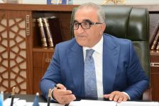 Ədalət Muradov: Universitetin 4 binasının Bakının müxtəlif yerlərində olması idarəetmə baxımından problemlər yaradır (MÜSAHİBƏ) (FOTO)