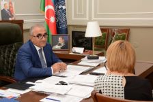 Ədalət Muradov: Universitetin 4 binasının Bakının müxtəlif yerlərində olması idarəetmə baxımından problemlər yaradır (MÜSAHİBƏ) (FOTO)