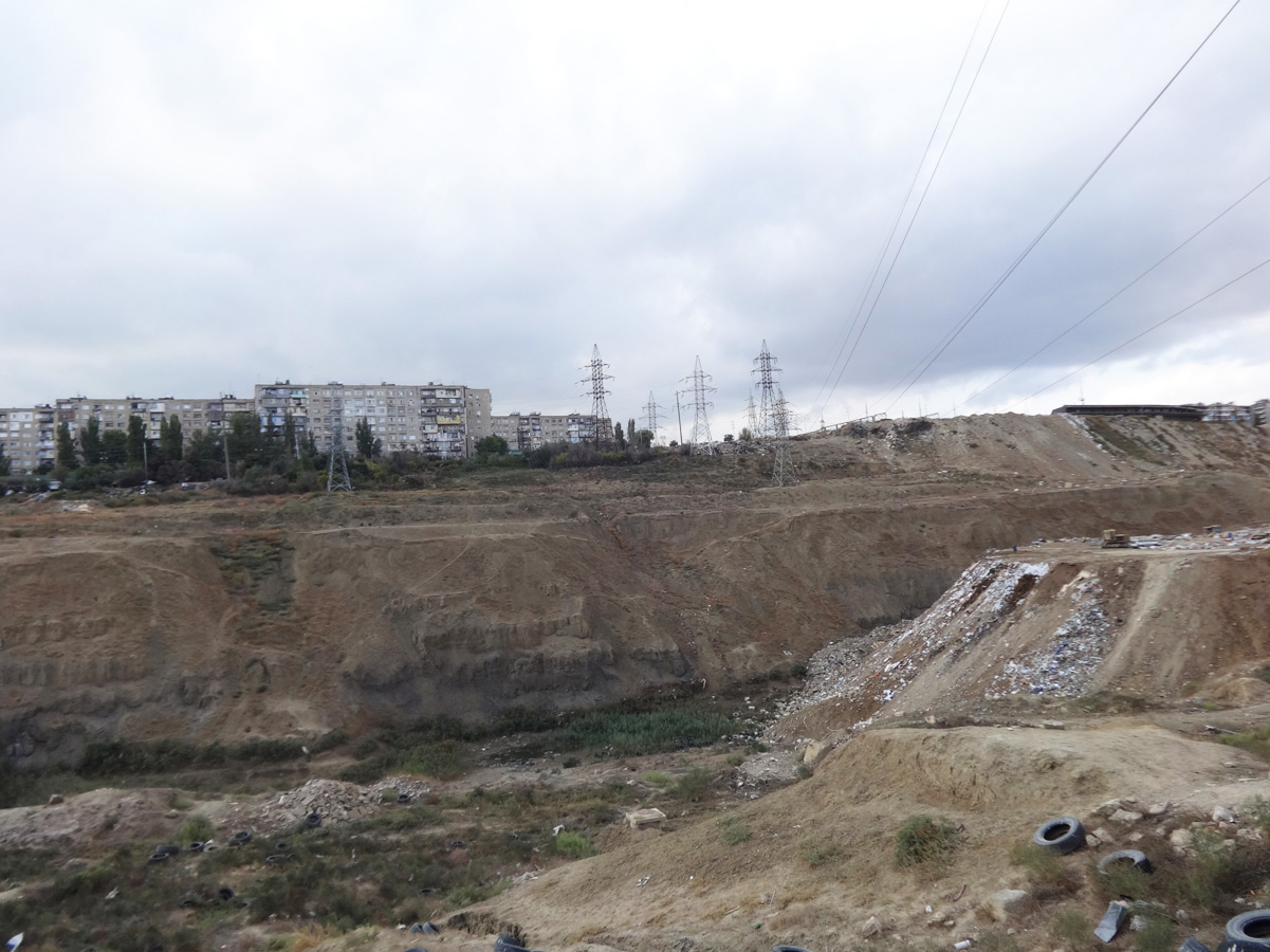 Paytaxtın şərqindəki təhlükəli sürüşmə zonasından FOTOREPORTAJ