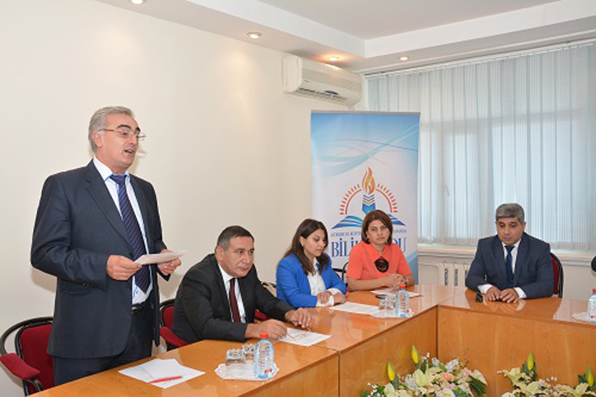 Rəşad Məcidlə “İmzalı görüş” (FOTO)