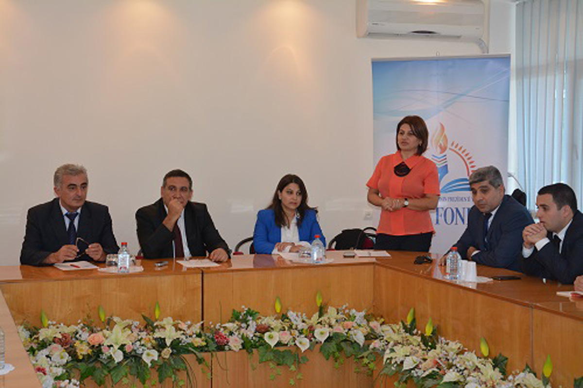 Rəşad Məcidlə “İmzalı görüş” (FOTO)