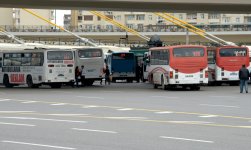 Bakıda sərnişin avtobuslarının özbaşınalıqları FOTOOBYEKTİVDƏ