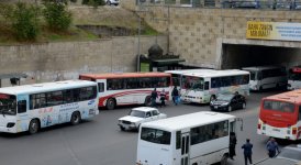 Bakıda sərnişin avtobuslarının özbaşınalıqları FOTOOBYEKTİVDƏ