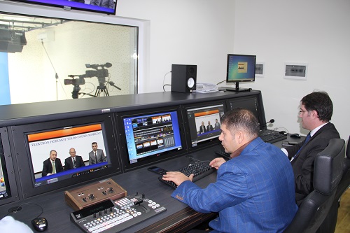 Bilik Fondu "Azərbaycan müəllimi" qəzeti ilə birgə videokonfrans keçirib (FOTO)