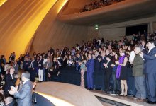 Heydər Əliyev Fondunun vitse-prezidenti Leyla Əliyeva “Bakı, mən səni sevirəm” kinolayihəsinin təqdimat mərasimində iştirak edib (FOTO)
