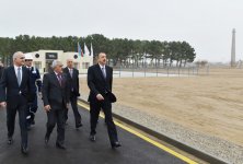 Sumqayıtda yüksək sıxlıqlı polietilen zavodunun təməli qoyulub (FOTO)
