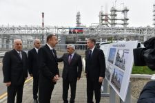 Prezident İlham Əliyev Sumqayıtda etilen-polietilen zavodunda yeni qurğuları işə salıb (FOTO)