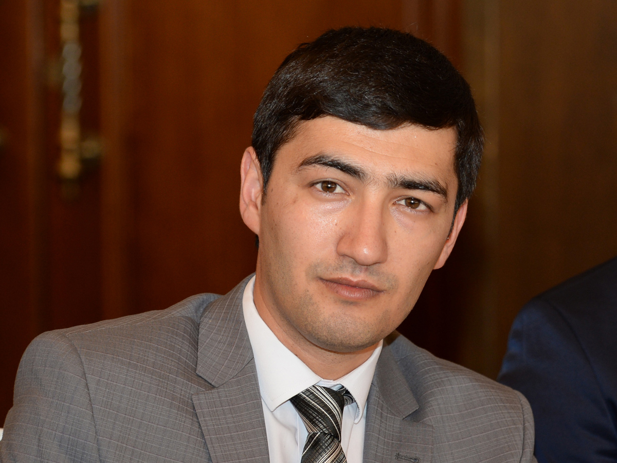 "Report"un bir illik qiyməti