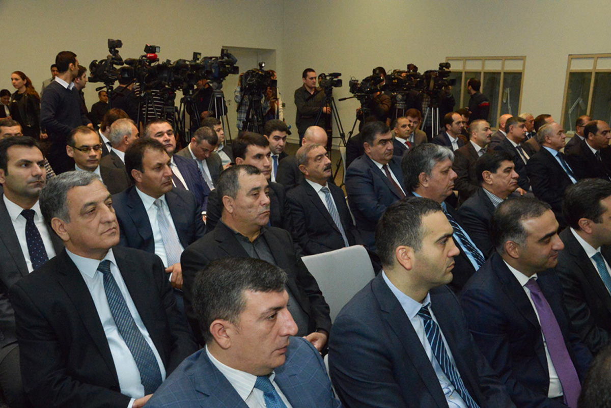12 ildə Azərbaycanda 1,5 milyon iş yeri açılıb (FOTO)